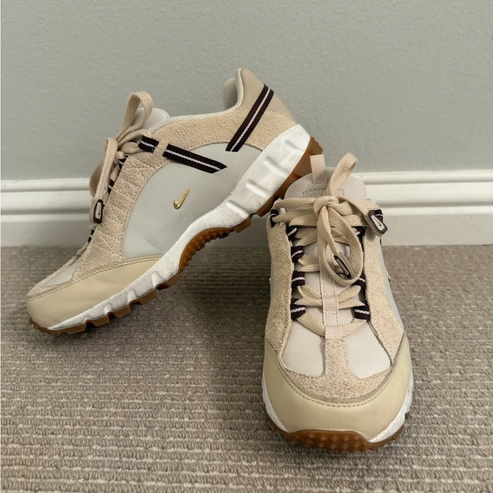 Nike Jacquemus Air Humara LX Sail - Cream and Brown - Picture 4 of 7